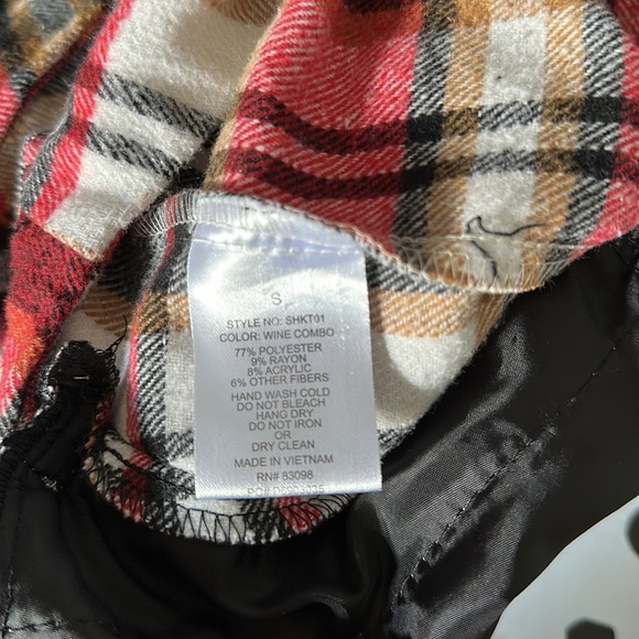 CI SONO Plain Red Black and Tan Women’s Shirt Size S - Picture 8 of 8